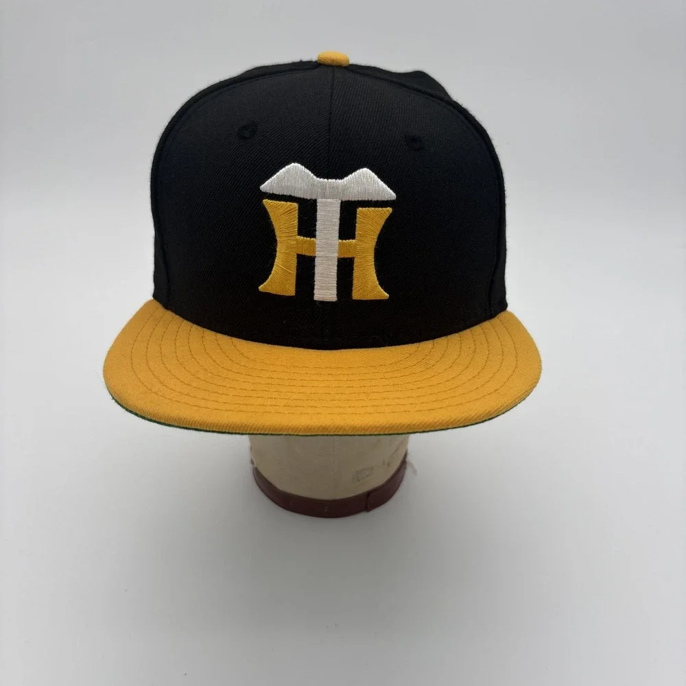 Hanshin Tigers Japan New Era 59Fifty hat 7 1/4 fitted